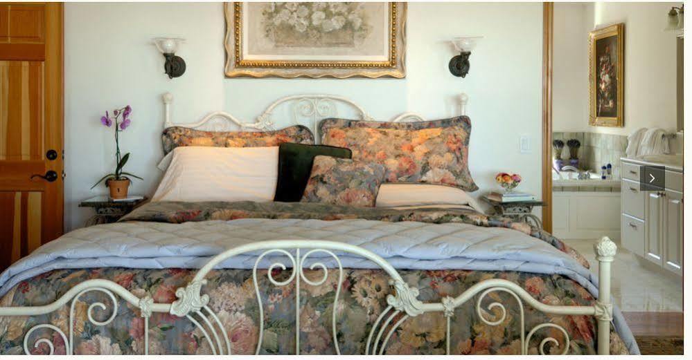 بورت انجيليس Colette'S Bed & Breakfast المظهر الخارجي الصورة